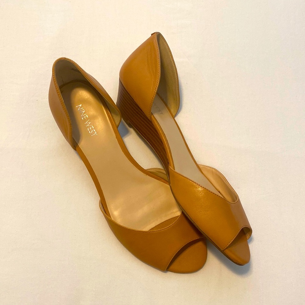 Nine West Wedge heel open toe shoes